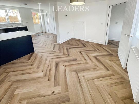 3 bedroom semi-detached house to rent - Photo 1