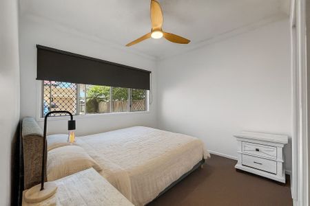 Waterfront Living on the Maroochy River&excl; - Photo 3