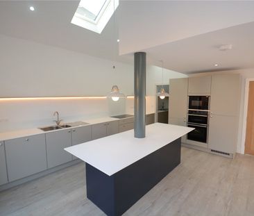South Parade, CH48 0QG, West Kirby - Photo 6