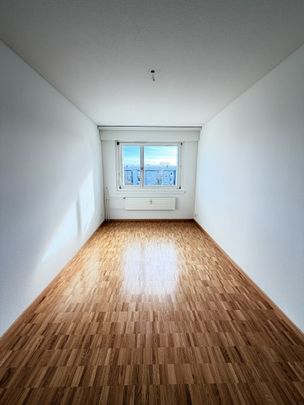 5 Zimmer-Wohnung in Volketswil mieten - Foto 1