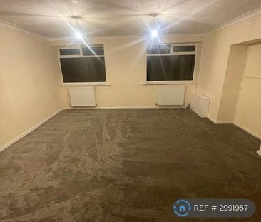 3 bedroom end of terrace house to rent - Photo 1