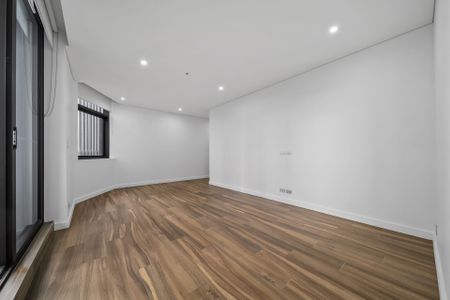 Resort-Style Living in the Heart of Parramatta - Photo 2