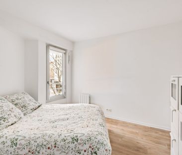 Location Appartement 2 pièces 43m² COURBEVOIE 92400 - Photo 3