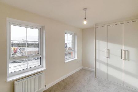 2 bedroom terraced house to rent - Photo 4