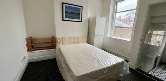 Lower Cathedral Road - Photo 2