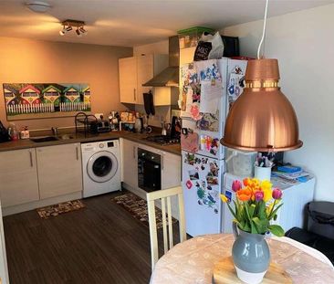 Rutherford Place, Haverhill, CB9 - Photo 4