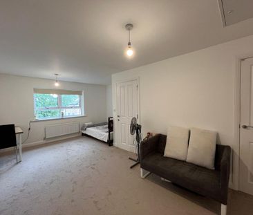 2 bedroom house share to rent - Photo 3
