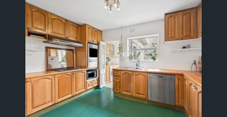 Timeless Charm Meets Modern Convenience - Photo 5