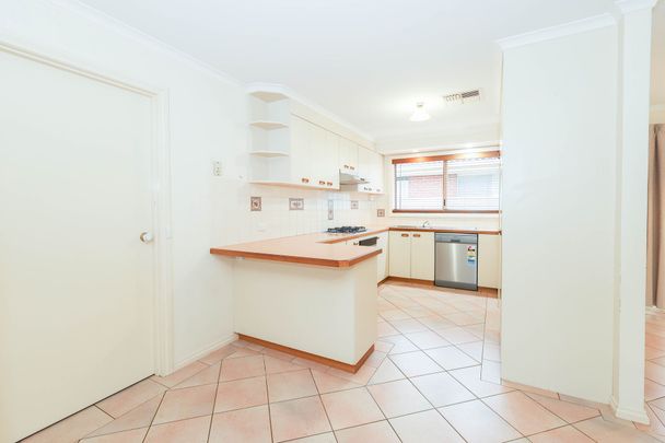 Modern Family Home in a Peaceful Lavington Location - Photo 1