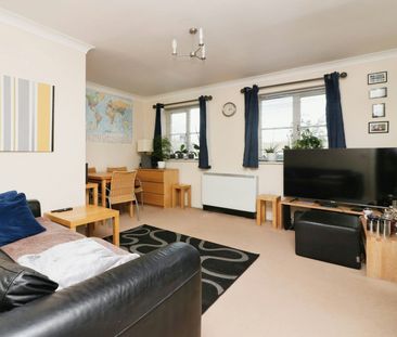 Flat to rent on - Photo 3