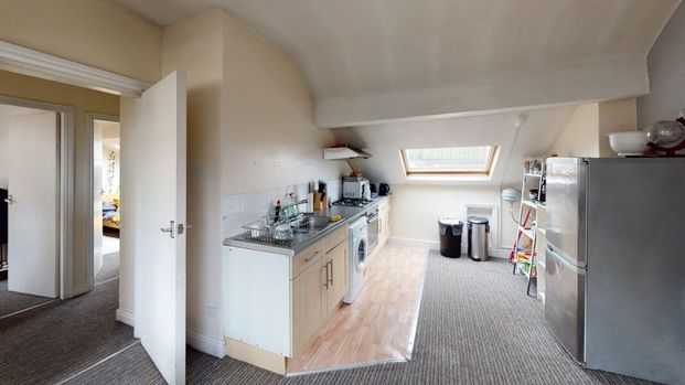 Blenheim Terrace, University - Photo 1