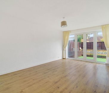 Hartford Road, Epsom, KT19 - Photo 1