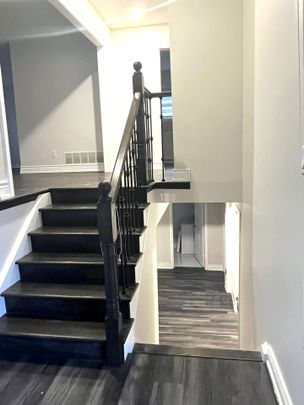 For Lease - 2380 Bridge Road, Oakville, Ontario - Photo 1