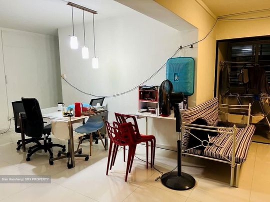 Blk 204D Compassvale Drive (Sengkang), HDB Executive - For Rent - Photo 1