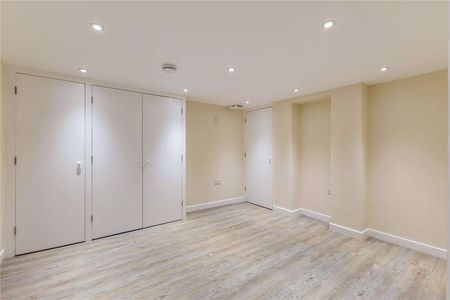 A modern two bedroom home - Photo 2