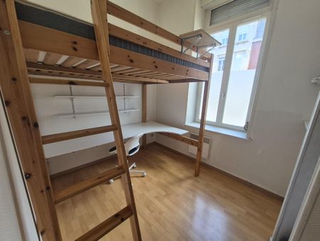Location Appartement 1 pièce 26m² LILLE 59000 - Photo 2