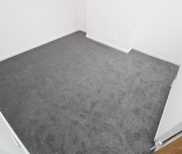 House - Terraced For Rent Caerau Road, Maesteg - Photo 3