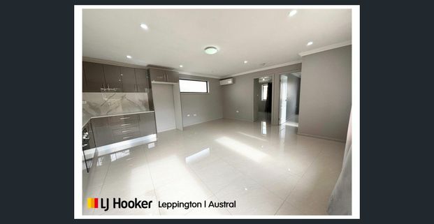 PRIVATE ACCESS - Photo 1