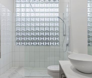 62 Lilydale Grove, Hawthorn East VIC 3123 - House For Rent | Domain - Photo 1