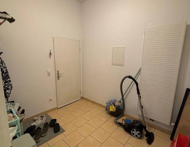 Sehr geräumige 2,5-Zimmer-Wohnung in zentraler Lage - Photo 1
