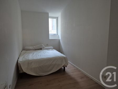 Location Appartement 2 pièces 38m² LA REOLE 33190 - Photo 3
