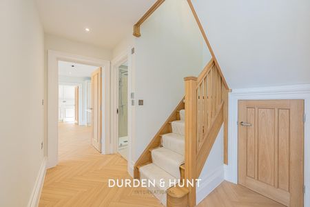 Mott Street, Loughton - Photo 3