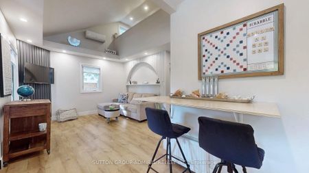 For Lease - 242 Muriel Street, Newmarket, Ontario - Photo 3