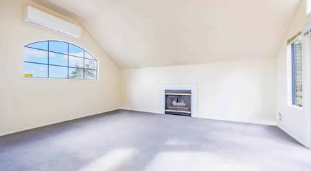 Spacious Family Living Near Beaches, Parks & T... - Photo 4