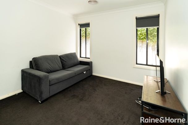 SPACIOUS TOWNHOUSE IN A PEACEFUL LOCATION - Photo 1