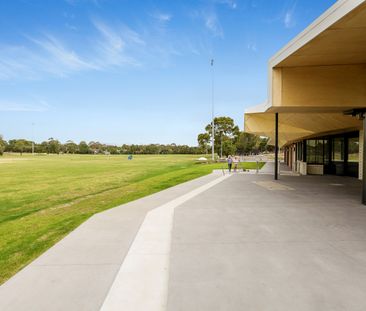 33 Cummins Road, Brighton East VIC 3187 - House For Rent - $1,395 |... - Photo 1