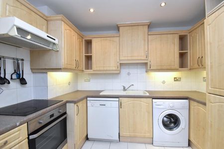 2 bedroom flat to rent - Photo 5