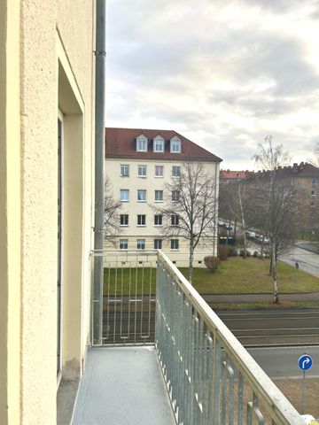 Wunderschöne 3R.-Whg. mit 2 Balkonen !!! Jetzt zuschlagen - Foto 2