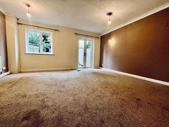 2 bedroom townhouse to rent - Photo 1