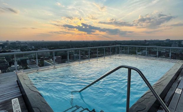 For Lease - 11 Charlotte Street Unit# 1705, Toronto, Ontario - Photo 1