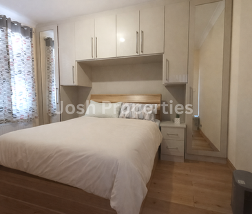 4 bedroom terraced house to rent - Photo 5