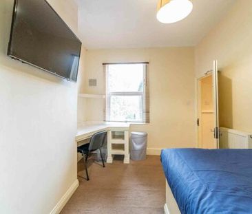 Room 5, 16 Claremont Terrace - Photo 3