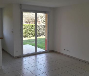 location Appartement T3 DE 62.11m² À CASTELNAU D'ESTRETEFONDS - Photo 2