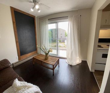 Appartement semi-meublé, wifi prêt a déménager ! - Photo 2
