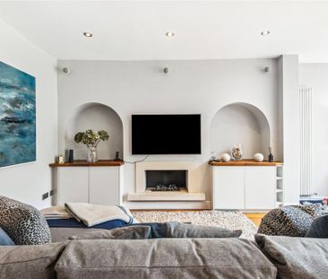 5 bedroom semi-detached house to rent - Photo 2