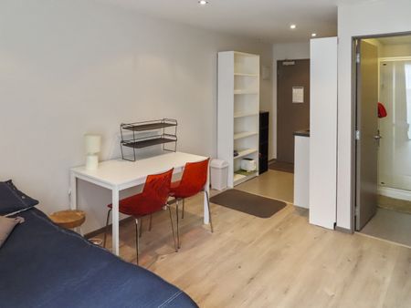 Apartment Living - Photo 2