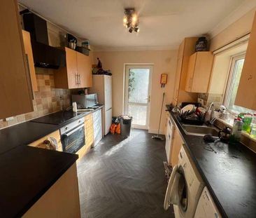 Livingstone Road, SO14 - Photo 3