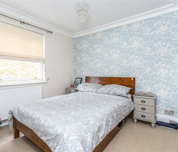 Maybury Hill, Woking, Surrey, GU22 8AB - Photo 6