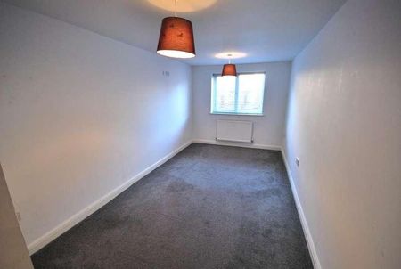 Market Street, Tottington, BL8 - Photo 2