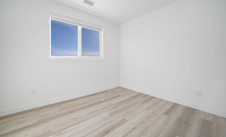 Virginia: Black Accents – 196 Colony, Winnipeg, MB - Photo 4