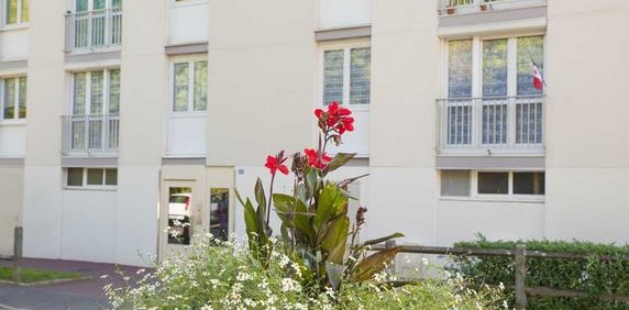 À louer Appartement T5 95.00 m - Photo 2