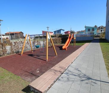 NICE 2½ PIECES - Photo 1