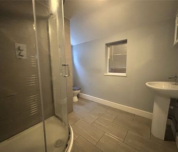 York Road, Aldershot, Hampshire, GU11 - Photo 6