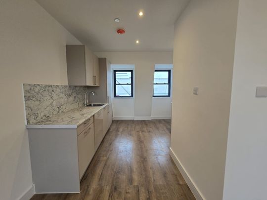 2 Bed Flat, Parkhurst Court, N7 - Photo 1