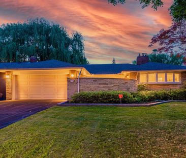 For Lease - 30 Hawksbury Drive, Toronto, Ontario - Photo 3