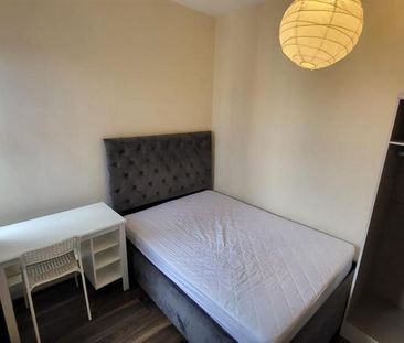 4 bedroom house to rent - Photo 4